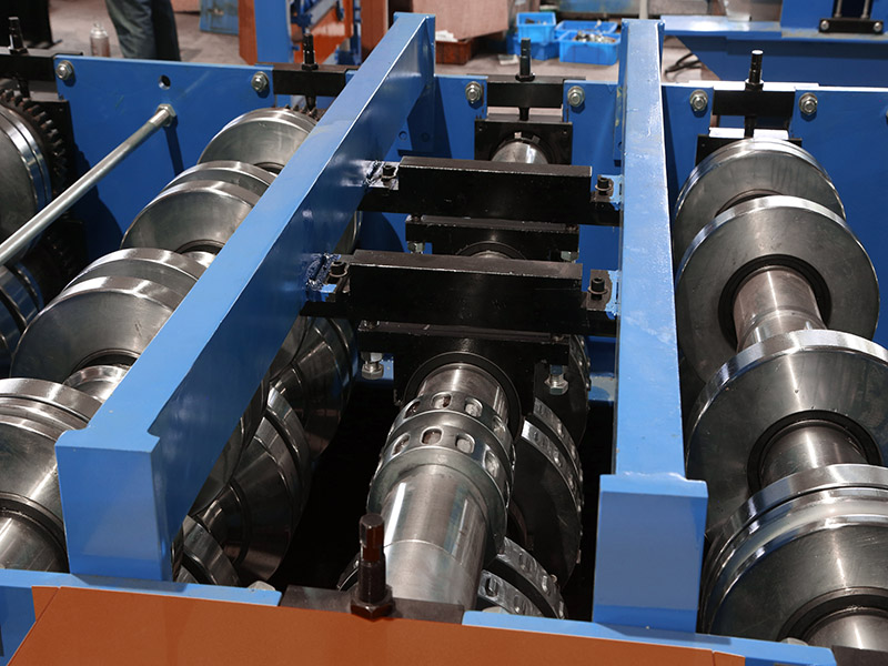 floor decking roll forming machine