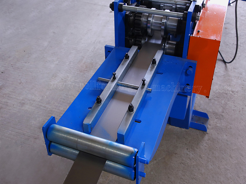 Shelf Hat Purlin Roll Forming Machine