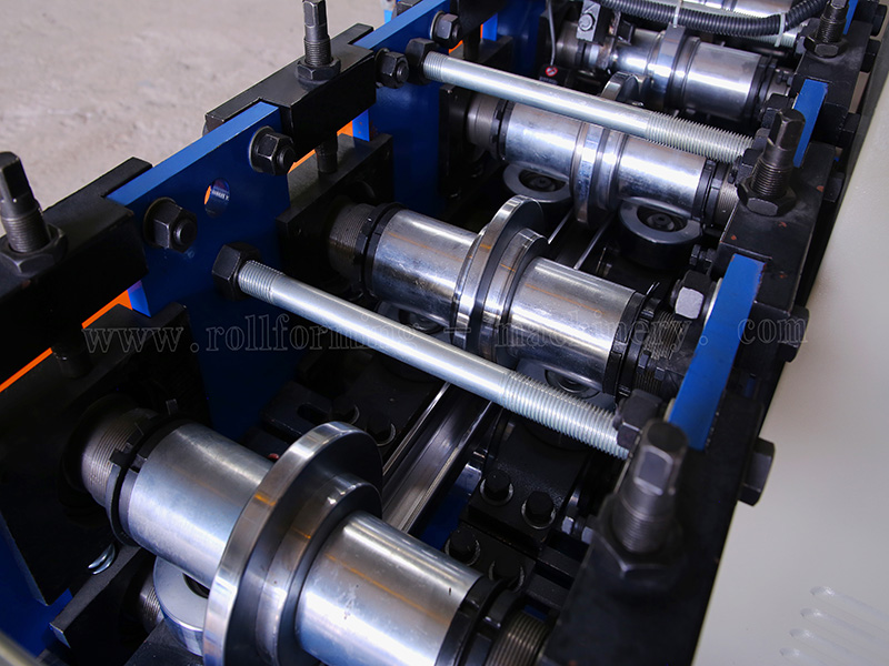 Shelf Hat Purlin Roll Forming Machine