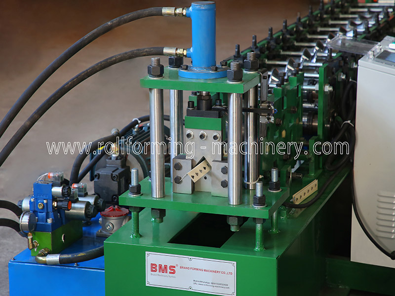 Boltless Rivet Shelving Roll Forming Machine