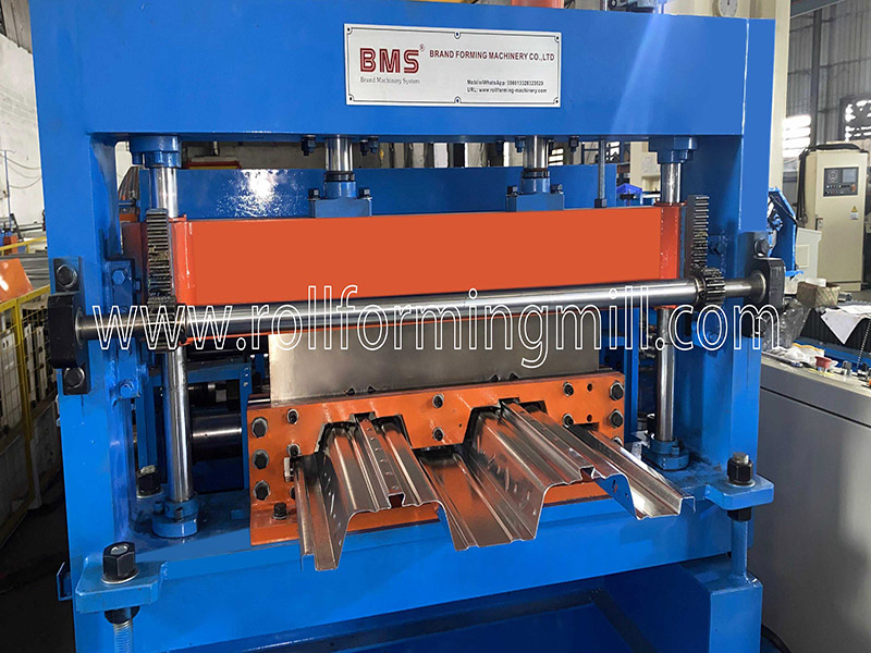  TR60 Floor Deck Roll Forming Machine 