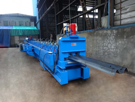 Highway Guardrail Machine