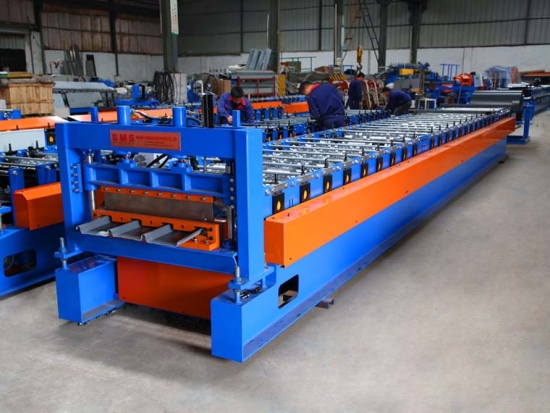 Klip-Lok Roof Panel Roll Forming Machine