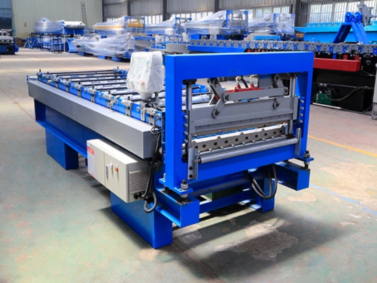 High Quality YX15-900 Roof Panel Forming Machine