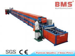 PU foam exterior wall forming machine