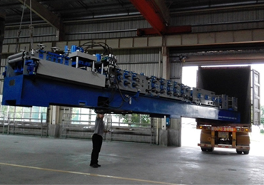 Loading CZ Purlin Machine Container for TATA STEEL 